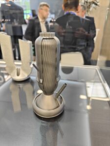 Small combustion chamber printed in Hafnium by TRUMPF